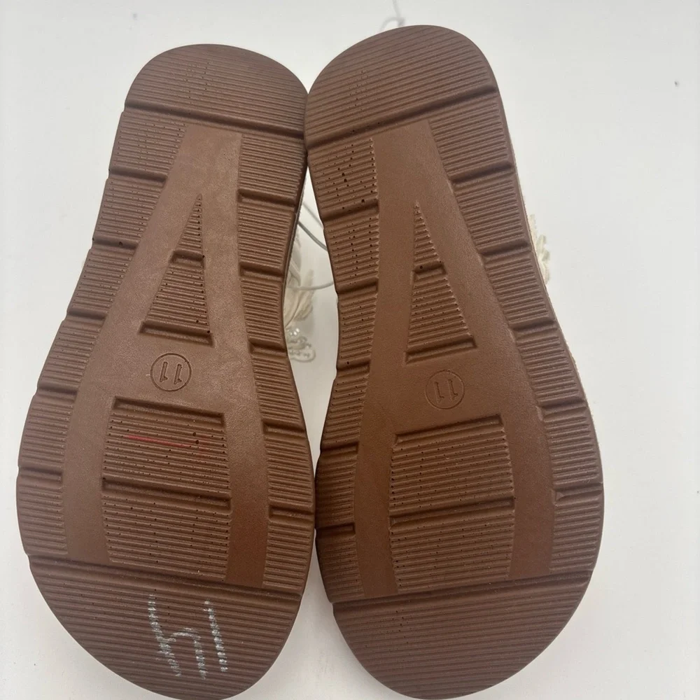 Annie White and‎ Brown Kids Sandals